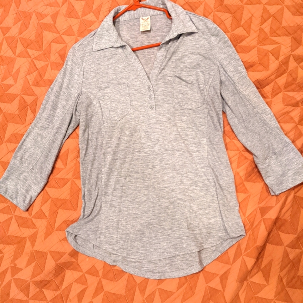 faded glory gray button collar shirt